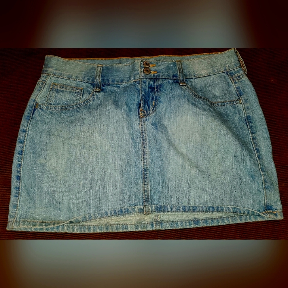 Denim skirt